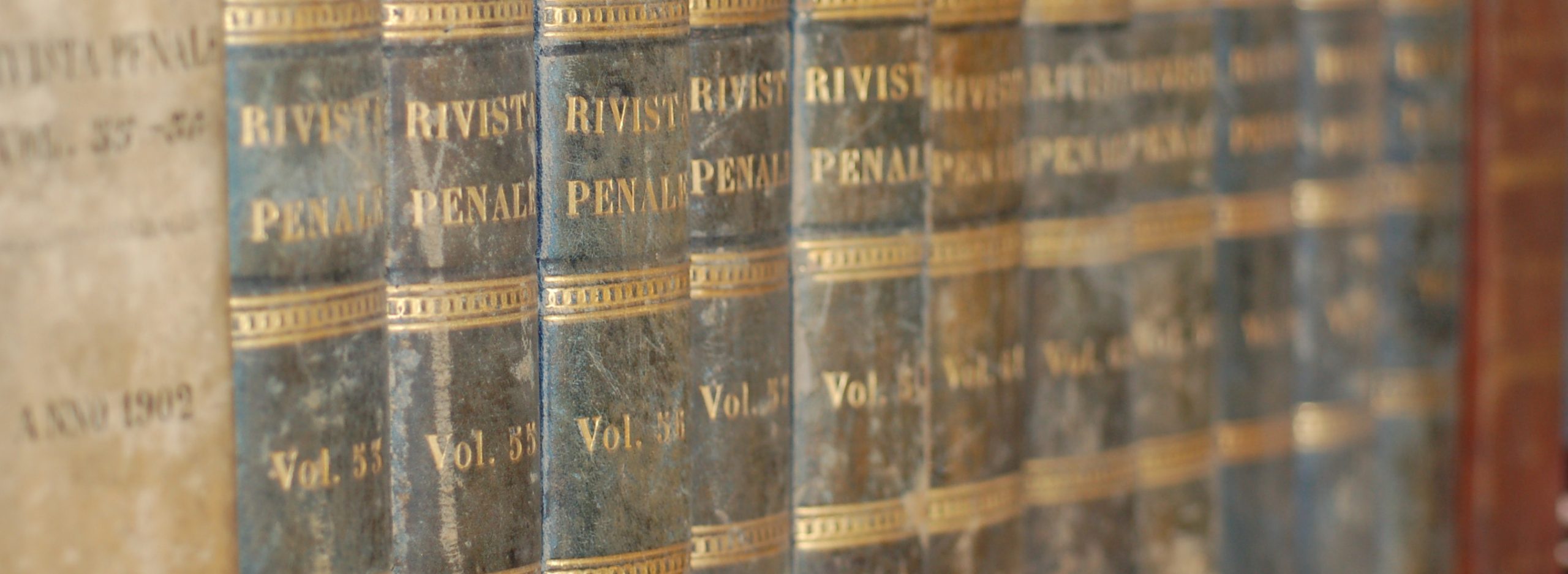 Volumi della biblioteca di Alfredo Pozzolini