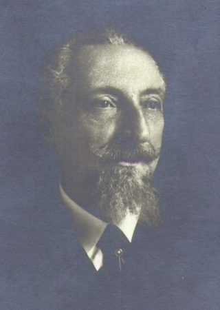 Fonte: Wikimedia Commons Ritratto fotografico di Alessandro Stoppato