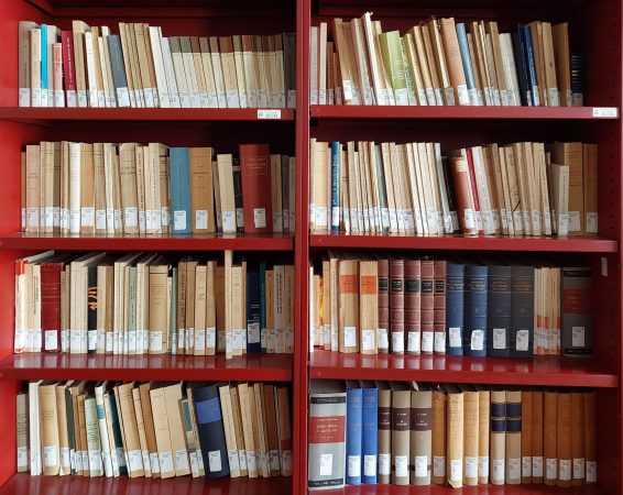 Biblioteca di Giurisprudenza dell'Università degli studi di Ferrara, Vincenzo Cavallari Volumi della biblioteca di Vincenzo Cavallari