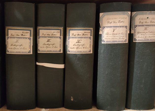 Biblioteca Universitaria di Bologna, Pietro Ellero (ms. 4208)
© Alma Mater Studiorum Università di Bologna - Biblioteca Universitaria di Bologna Buste dell'archivio di Pietro Ellero